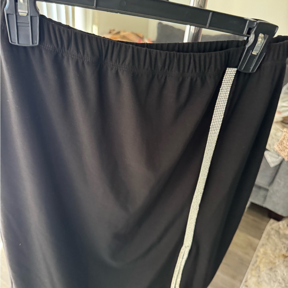 Women’s MSK Black Short Skirt With Rhinestones Size Petite Large